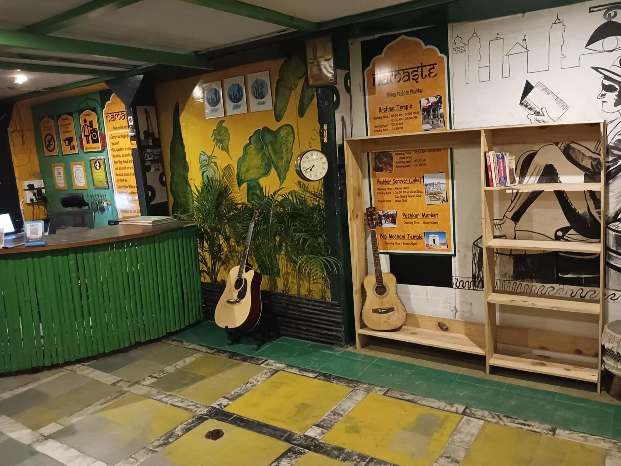 นมัสเต อินเดีย ปุษกร Hostel พุชการ์ ภายนอก รูปภาพ
