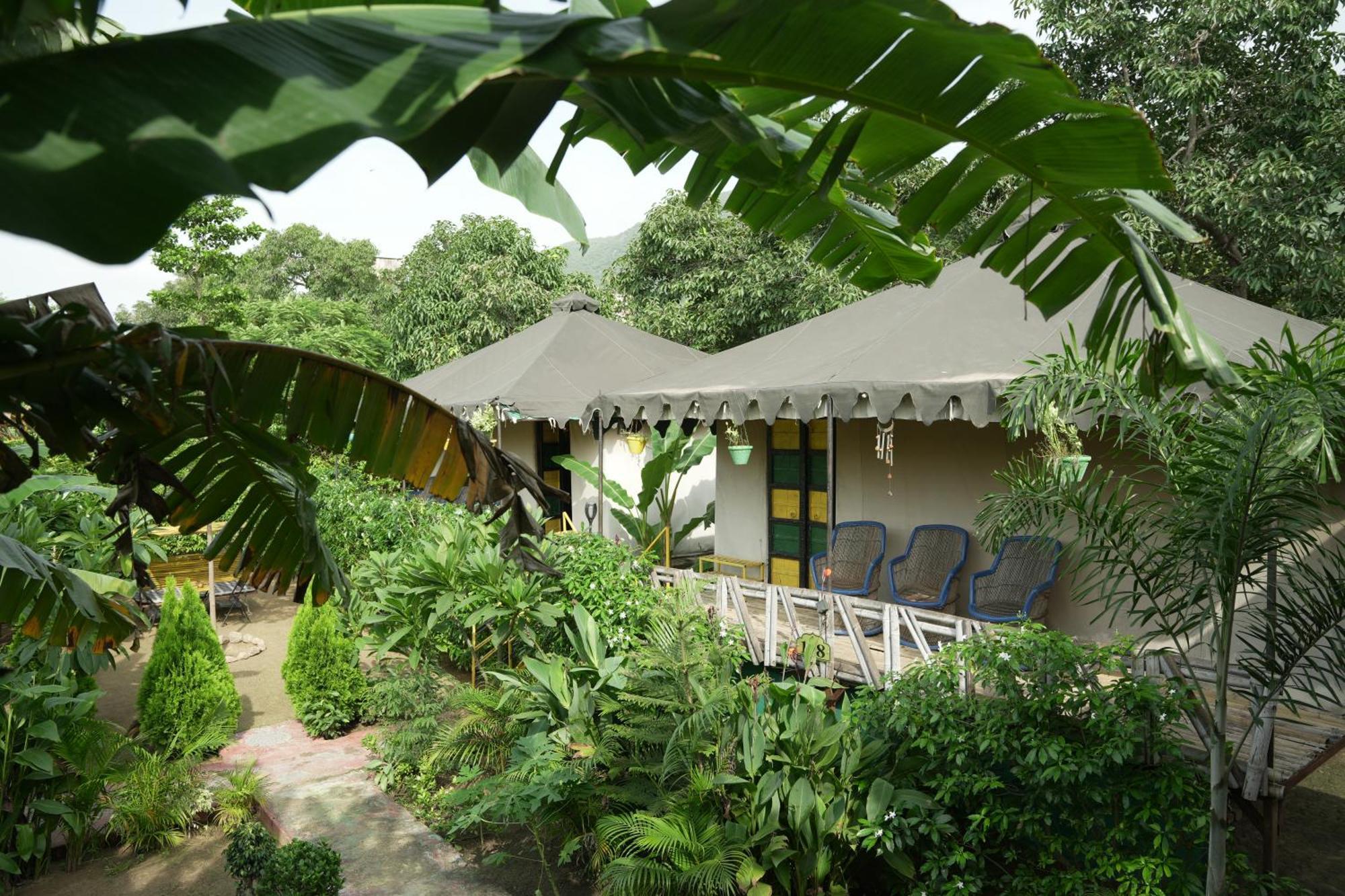 นมัสเต อินเดีย ปุษกร Hostel พุชการ์ ภายนอก รูปภาพ